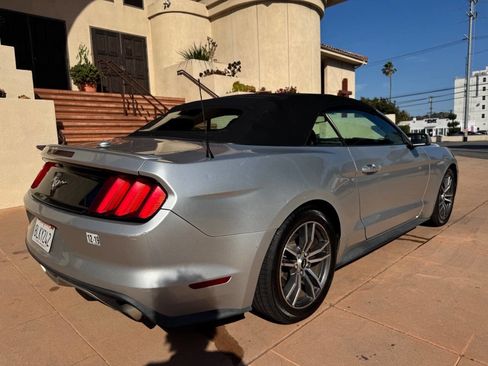 Used 2016 Ford Mustang Premium RWD image 4