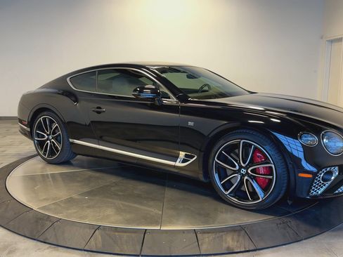 Used 2020 Bentley Continental GT V8 First Edition image 2