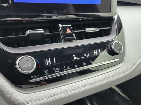 Used 2024 Toyota Corolla XSE image 33