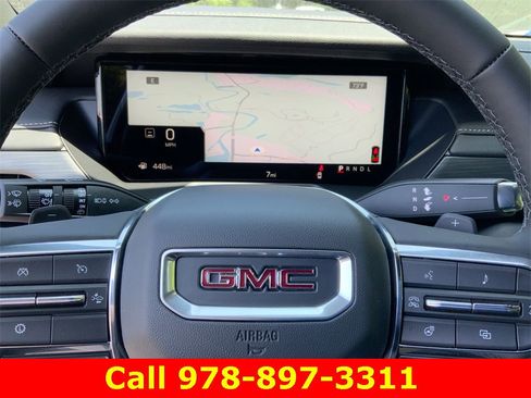 New 2025 GMC Acadia Elevation image 33