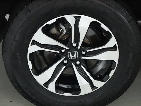 Used 2021 Honda CR-V Special Edition image 12