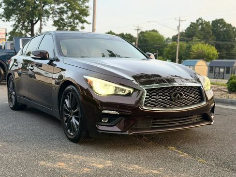 Used 2019 INFINITI Q50 Luxe w/ Essential Package (3.0T Luxe) RWD image 8