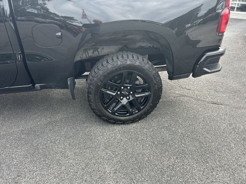 Certified 2024 Chevrolet Silverado 1500 LT Trail Boss w/ LT Trail Boss Premium Package AWD/4WD image 6