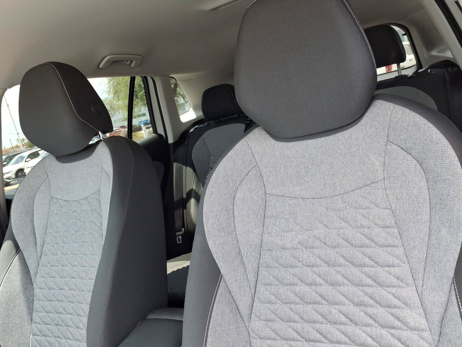 Certified 2025 Volkswagen Tiguan S FWD image 20