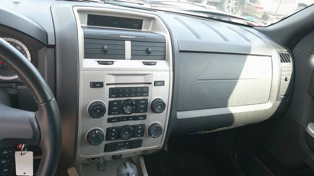 Used 2011 Ford Escape XLT FWD image 7