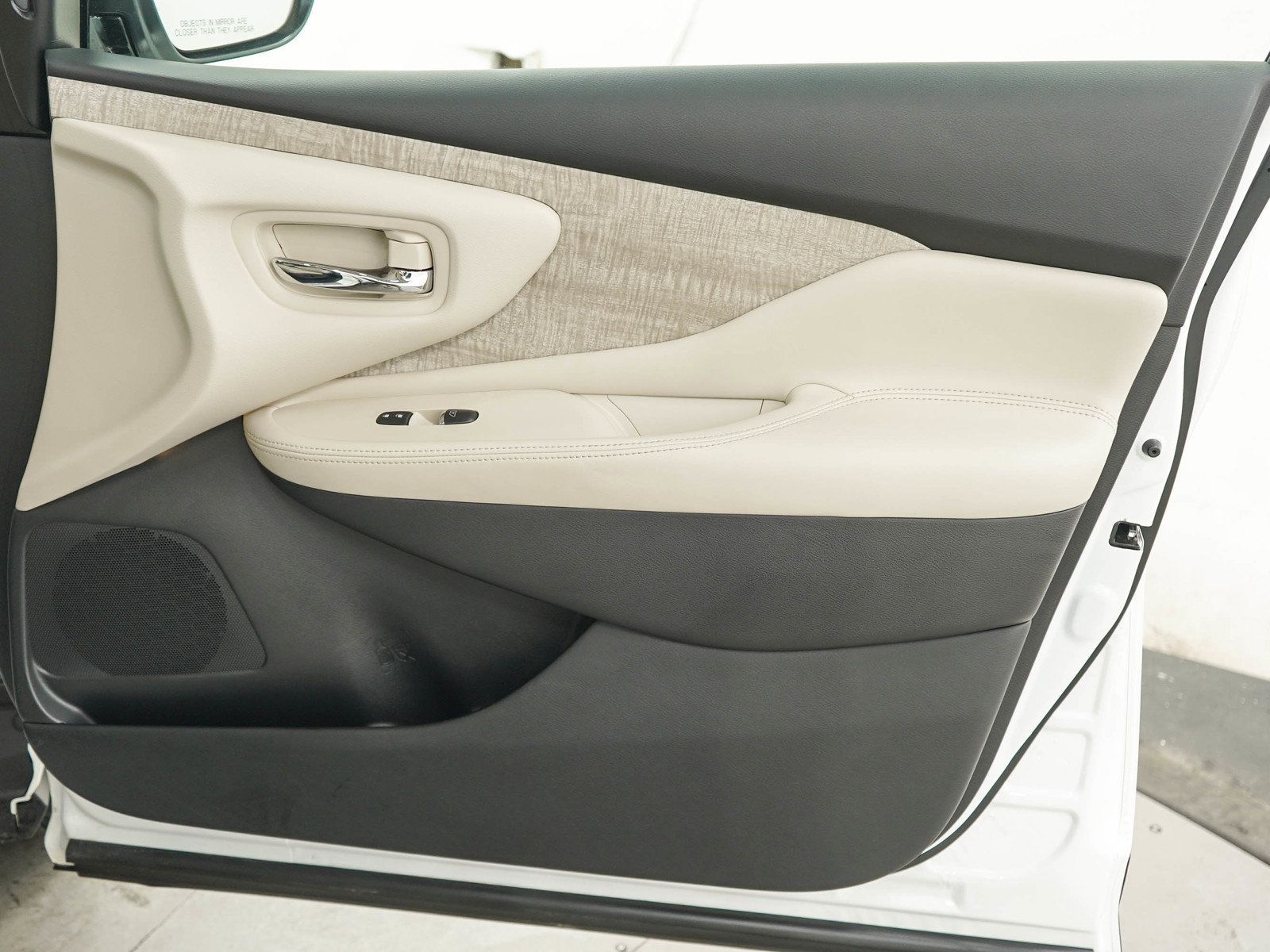 Used 2023 Nissan Murano SL AWD/4WD image 9