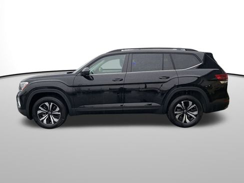New 2026 Volkswagen Atlas SE image 2