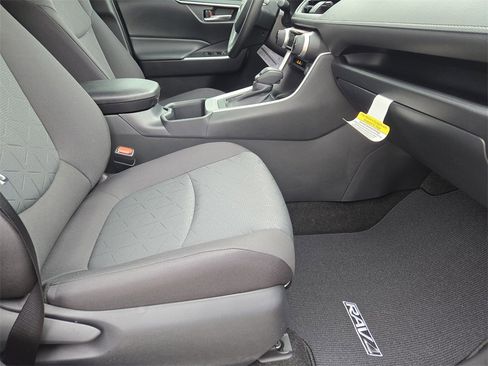 New 2025 Toyota RAV4 XLE image 12