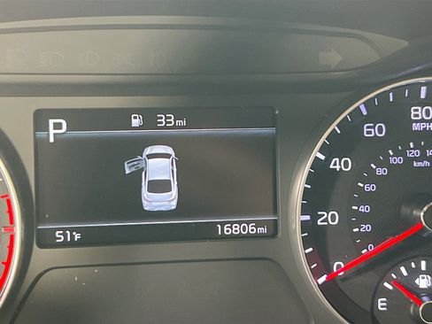 Used 2023 Kia Forte LXS w/ LXS Technology Package image 12