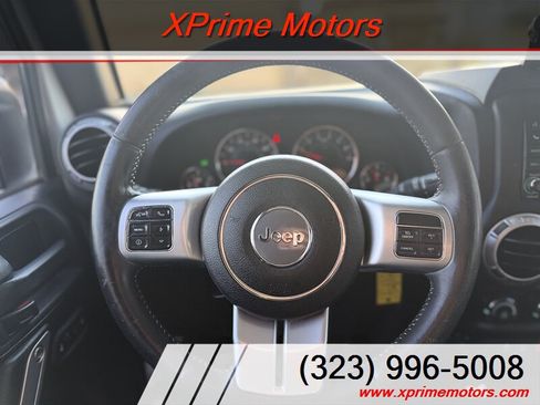 Used 2015 Jeep Wrangler Unlimited Sport AWD/4WD image 16