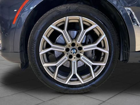 Used 2020 BMW X7 xDrive40i w/ Premium Package AWD/4WD image 10