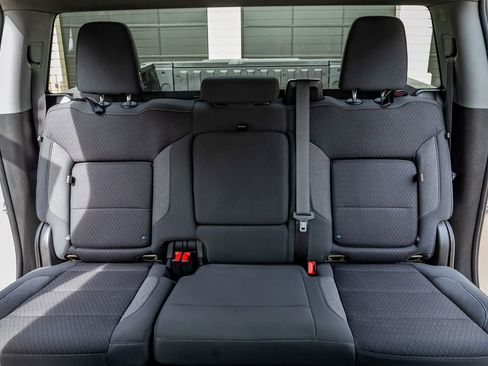 Used 2022 GMC Sierra 1500 Elevation image 35