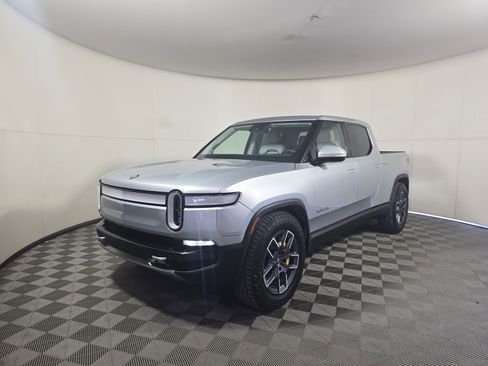 Used 2023 Rivian R1T Launch Edition image 1