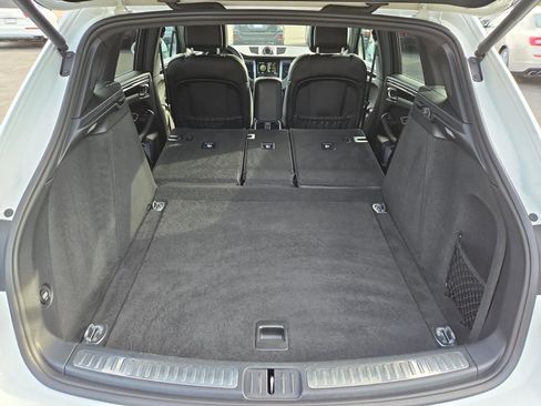 Used 2016 Porsche Macan S image 28