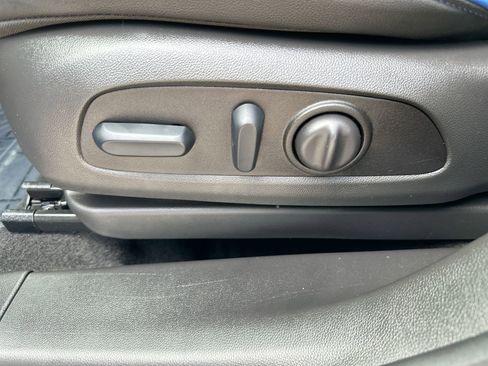 Used 2025 Buick Encore GX Sport Touring w/ Comfort Package FWD image 12