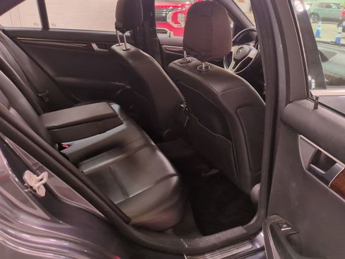 Used 2013 Mercedes-Benz C 300 4MATIC Sedan image 11