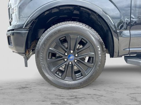 Used 2019 Ford F150 Lariat w/ Equipment Group 502A Luxury AWD/4WD image 17