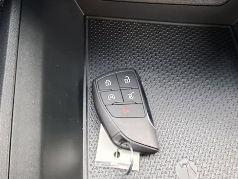 New 2026 Chevrolet Equinox LT w/ Convenience Package II image 21