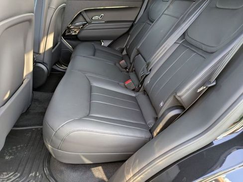 New 2026 Land Rover Range Rover Sport SE image 15