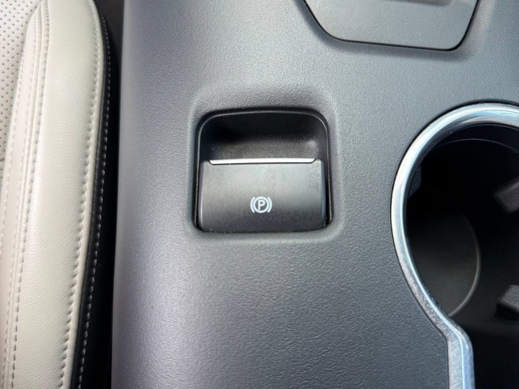 Used 2024 Ford Mustang Premium RWD image 30