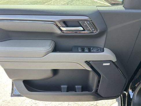 New 2026 Chevrolet Silverado 1500 ZR2 image 16