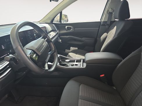 Certified 2026 Kia Sorento LX FWD image 20
