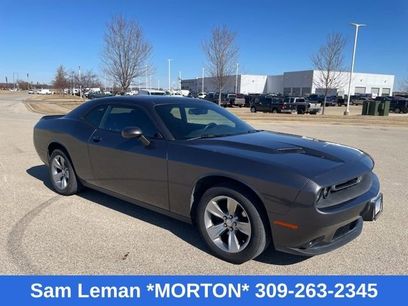 Used 2017 Dodge Challenger SXT