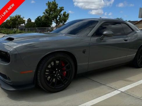 Used 2023 Dodge Challenger SRT Hellcat RWD image 1