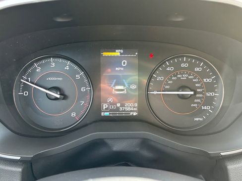 Used 2021 Subaru Crosstrek 2.0i Premium w/ Moonroof Package AWD/4WD image 17