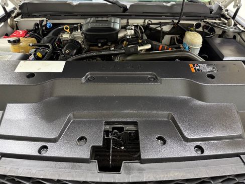 Used 2011 Chevrolet Silverado 2500 LT w/ Interior Plus Package AWD/4WD image 74