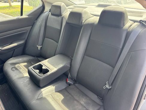 Used 2020 Nissan Altima 2.5 SR FWD image 11