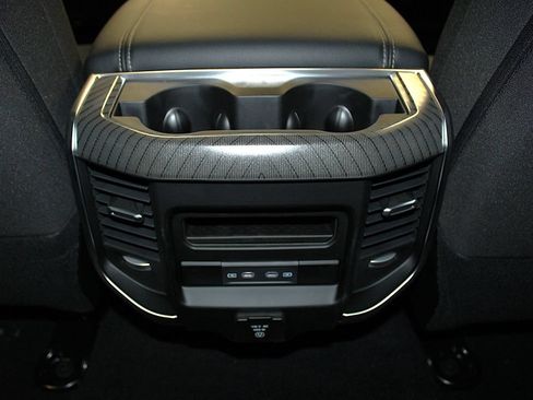 New 2026 RAM 2500 Big Horn AWD/4WD image 39