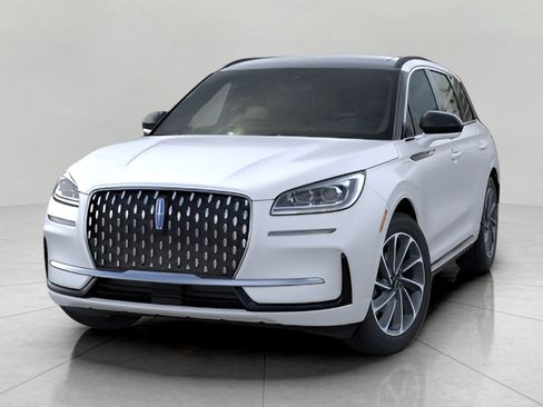 Used 2025 Lincoln Corsair Grand Touring AWD/4WD image 3