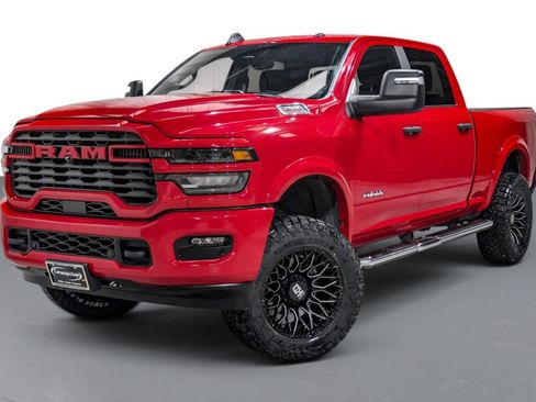 Used 2026 RAM 2500 Big Horn AWD/4WD image 5