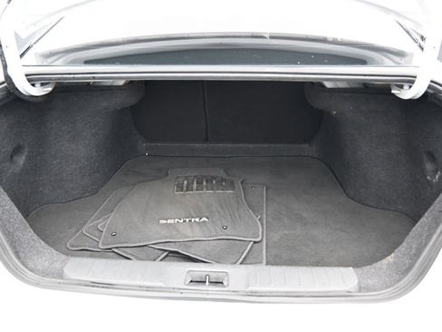Used 2021 Nissan Sentra SR FWD image 31