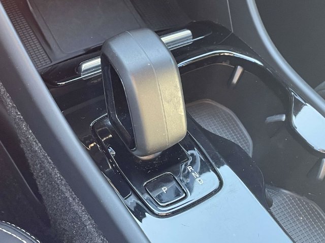 Certified 2023 Volvo C40 P8 Recharge Plus w/ Climate Package AWD/4WD image 20
