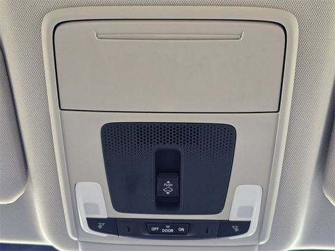 Used 2023 Honda CR-V EX-L image 25