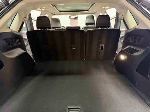 Used 2022 Ford Edge SEL w/ Convenience Package image 27