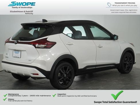 Used 2023 Nissan Kicks SR w/ SR Premium Package FWD image 4