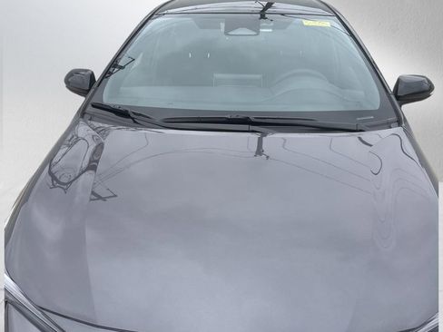 Used 2026 Toyota Corolla SE image 3