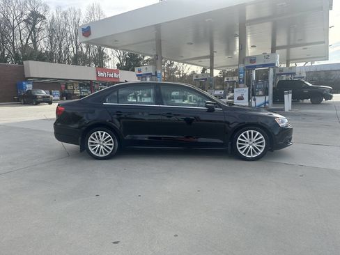 Used 2014 Volkswagen Jetta TDI image 13