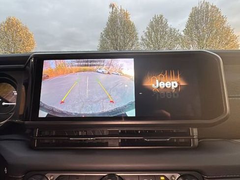 Used 2025 Jeep Wrangler Unlimited Rubicon 4xe w/ Safety Group image 21