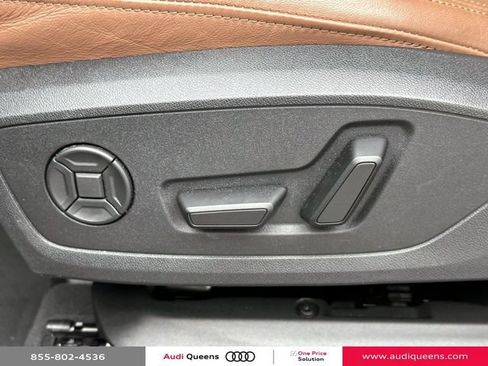 Certified 2025 Audi Q3 2.0T Premium Plus w/ Premium Plus Package AWD/4WD image 22