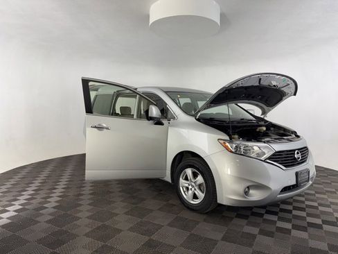 Used 2015 Nissan Quest SV image 12