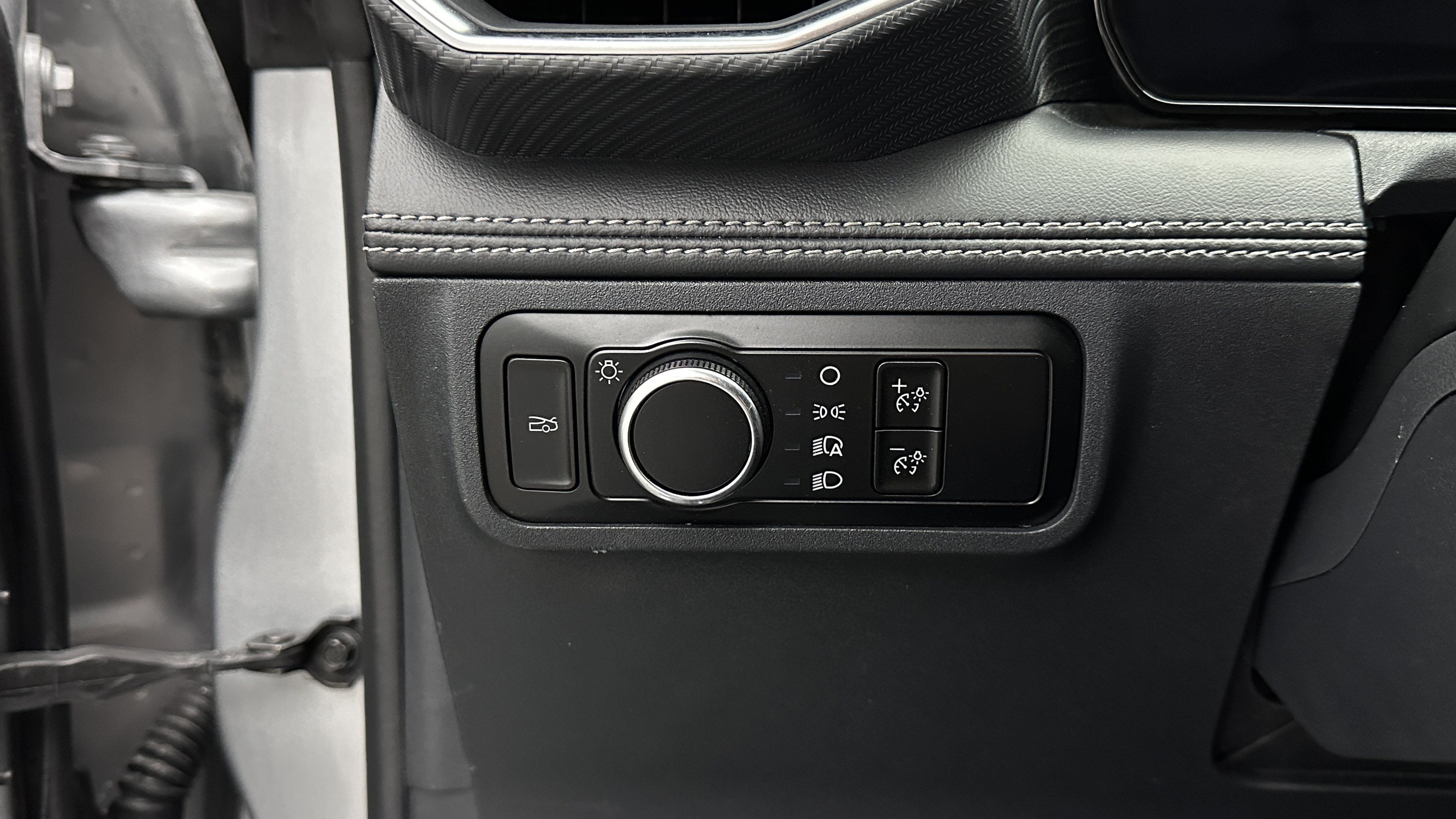 Used 2024 Ford Mustang GT Premium RWD image 18