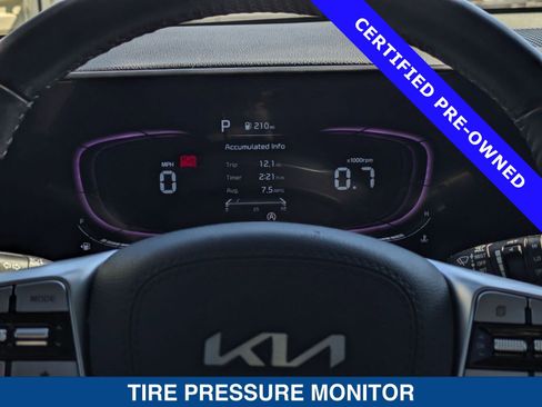 Used 2025 Kia Telluride EX image 29