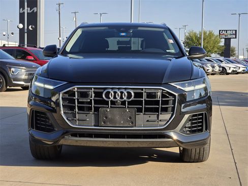 Used 2022 Audi Q8 Premium Plus image 11