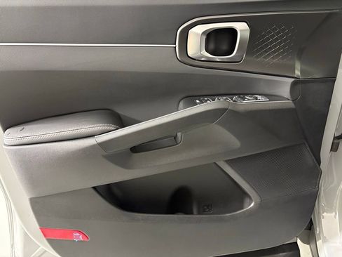 New 2026 Kia Sorento S image 14