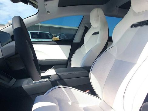Used 2024 Tesla Model 3 Performance AWD/4WD image 15