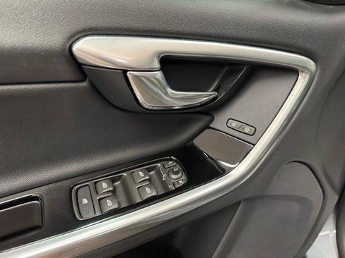 Used 2016 Volvo S60 T5 Cross Country Platinum AWD/4WD image 13